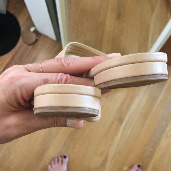 Alexandre Birman strappy flat sandal - Picture 12 of 17